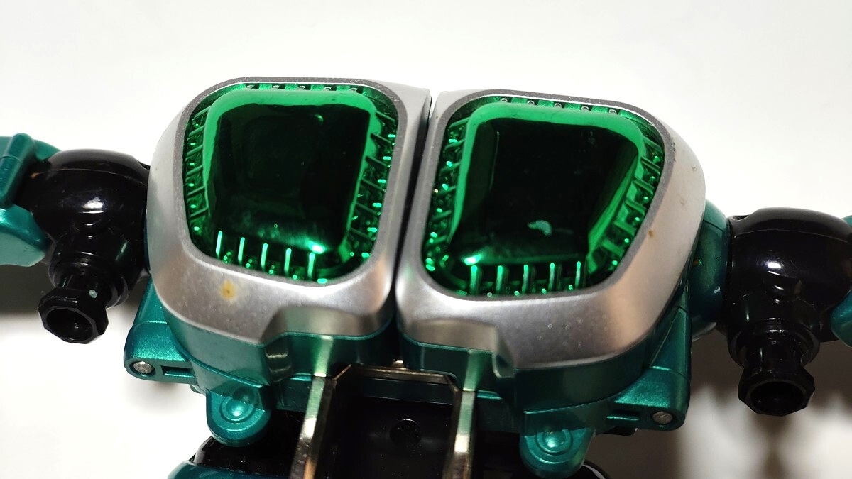 今月最終出品 BANDAI 百獣戦隊ガオレンジャー 超合金 ガオゴリラ 当時物 ジャンク扱い_画像10