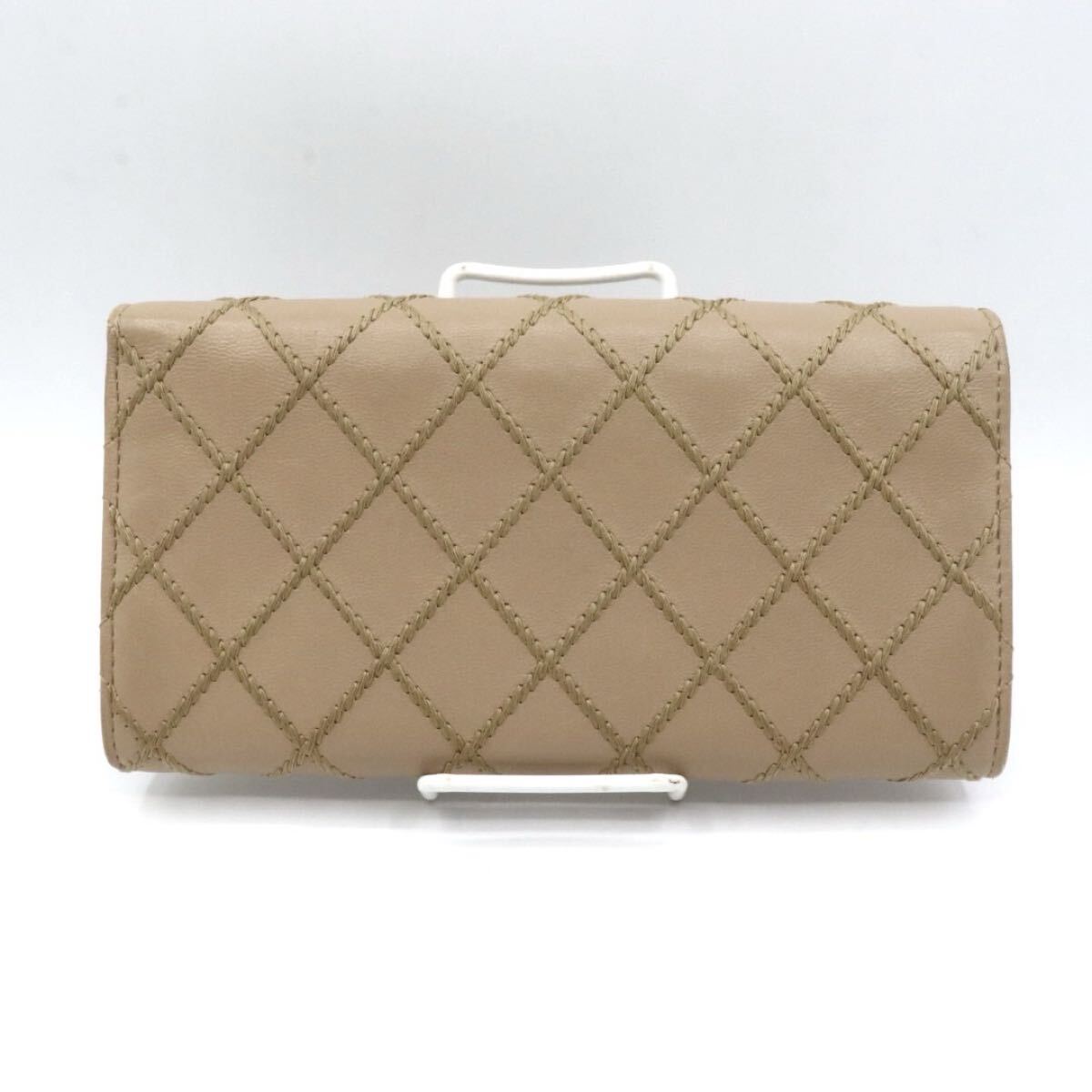 CHANEL 美品　シャネル　ワイルドステッチ　ラムスキン　長財布　ベージュ_画像2
