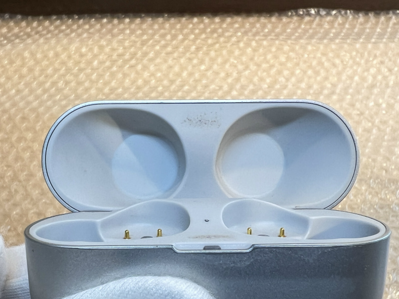 中古品 Technics テクニクス EAH-AZ60M2 ワイヤレスイヤホン シルバー 現状渡し_画像6