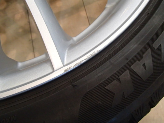 純正ボルト対応 中古4本 スタッドレス 冬 MAK シルバー色 17in PCD112 ブリヂストン ブリザック VRX3 205/45R17 ミニ BMW MINI F55 F56 F57_画像4