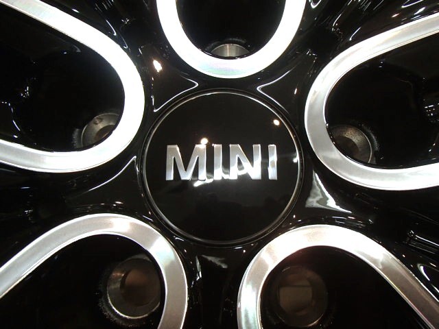 程度良好 鍛造 BMW MINI ミニ F54 JCW CLUBMAN オプション アロイホイール ラジアル スポーク 526 8.0J 19in IS57 PCD112 クラブマン_画像3