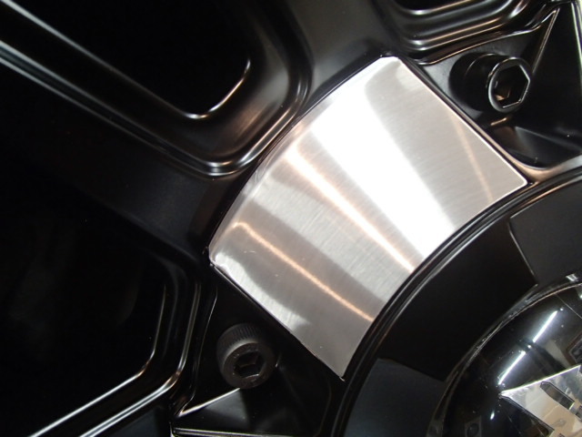 新品 オープンカントリー付 展示品 デリカ 専用ホイール TAKAICHI AT-W XX 7.0J 16in IS40 R/T 235/70R16 デリカD5 CV 前期 後期_画像9