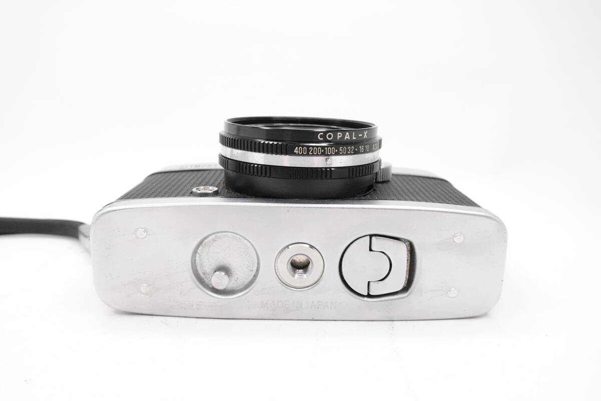 ★外観美品★ オリンパス OLYMPUS PEN D2 コンパクトフィルムカメラ ジャンク 動作未確認 #2501-27-5-1342_画像4