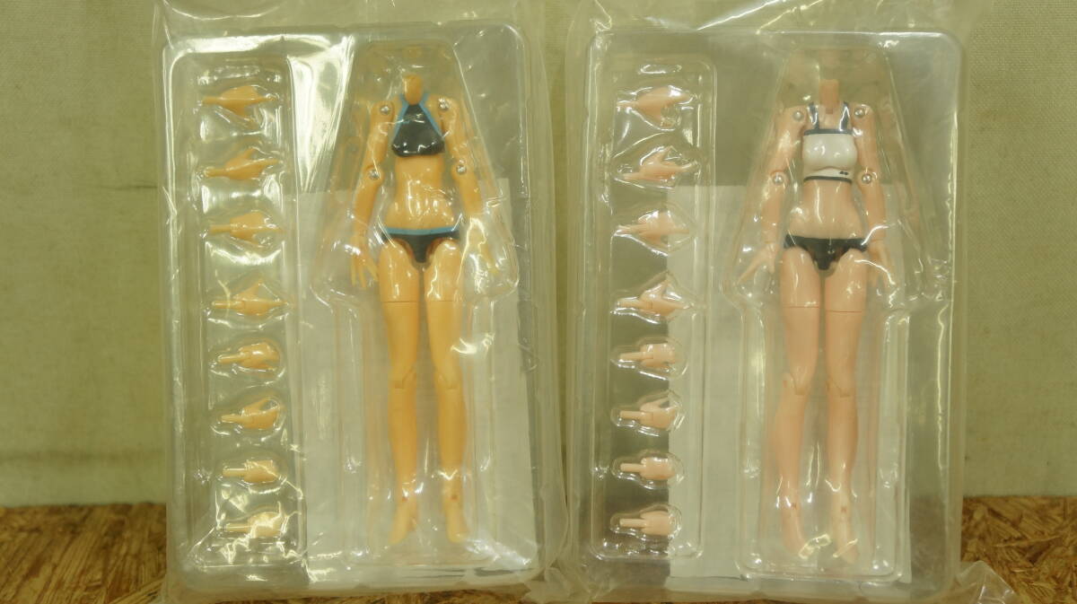 KONAMI 武装神姫 BATTLE MASTERS 購入特典 アーンヴァルMK.2 / ストラーフMK.2 専用素体 SWIMWEAR EDISION 2点セット トランプ付　未開封品_画像2