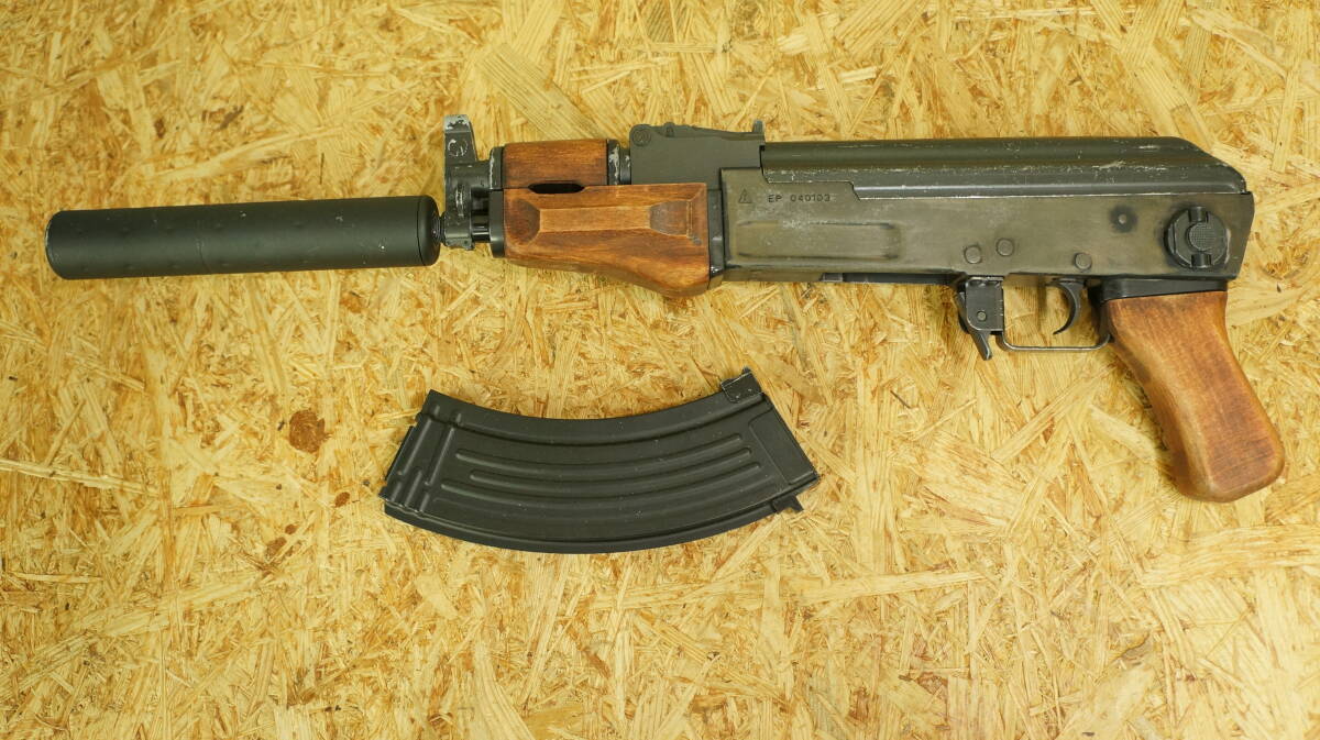 CYMA AK47 / MP5 SD6 電動ガン2点セット　中古ジャンク品　傷、汚れ有　AK-47動作品、ストック欠品　MP5不動品、マガジン欠品_画像7