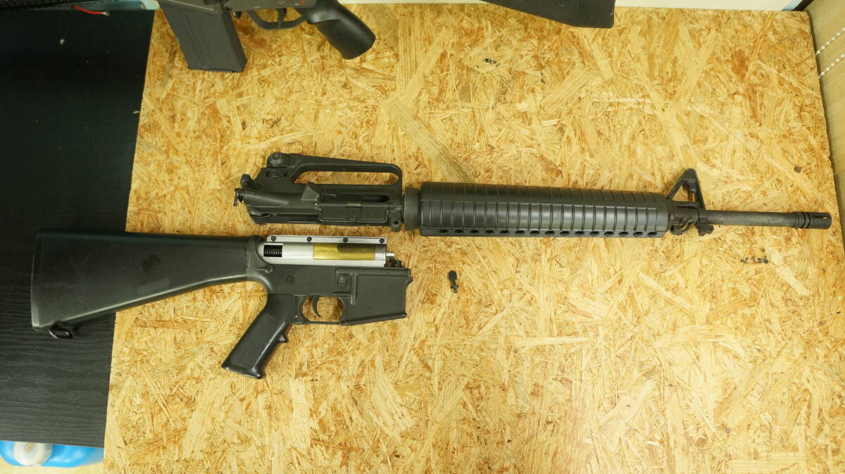 東京マルイ G3 SG1 / 東京マルイ M16 A2 / DBOYS M4 CASV 電動ガン ジャンク品3点まとめ　傷、汚れ有_画像6