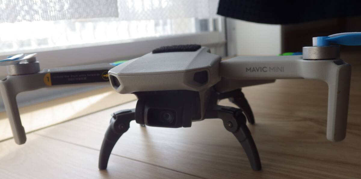 中古 DJI MAVIC mini リモートID対象機体 付属品など含めて_画像4