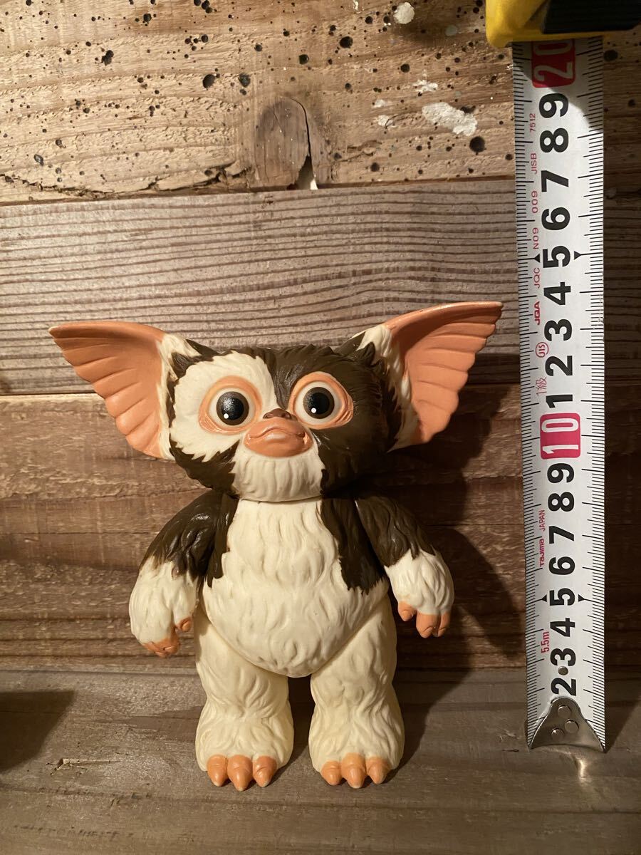 редкий средний размер gremlin gizmo sofvi кукла TOMY Tommy GREMLiNS GIZMO фильм герой 1984 год подлинная вещь Ame игрушка Vintage Ame .