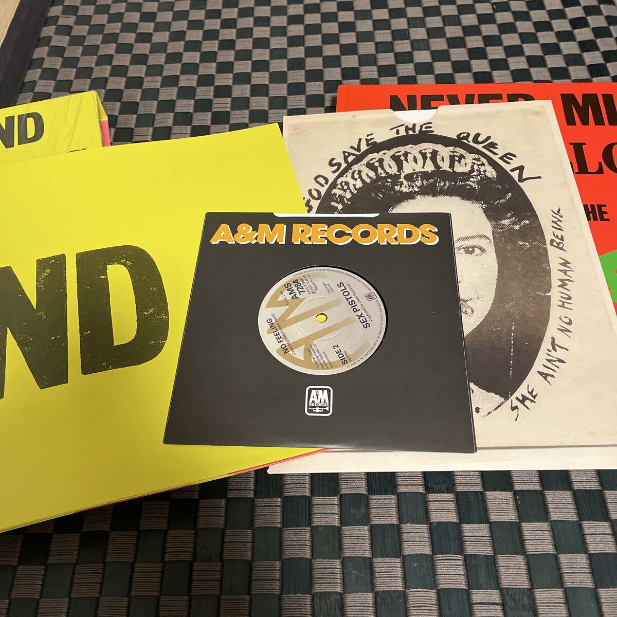 Sex Pistols never Mind the Bollocks 勝手にしやがれ BOX 輸入盤　35th anniversary edition セックス ピストルズ_画像4