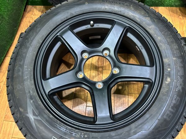 ジムニー ダンロップ ウィンターマックスSJ8 175/80R16 マッドブラックアルミホイール付き 4本 5.50J ET22/5H 139.7 スタッドレス_画像3