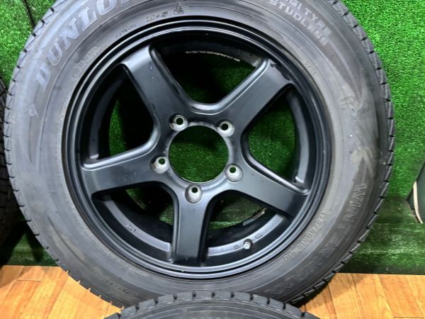 ジムニー ダンロップ ウィンターマックスSJ8 175/80R16 マッドブラックアルミホイール付き 4本 5.50J ET22/5H 139.7 スタッドレス_画像4