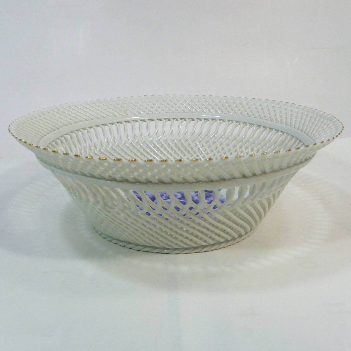 ゆうパック.60サイズ送料記載済み　MOGA ROMANIA モガ・ルーマニア レース編み ハンドクラフト　欠けも無し程度良（赤枠.楽）_画像2