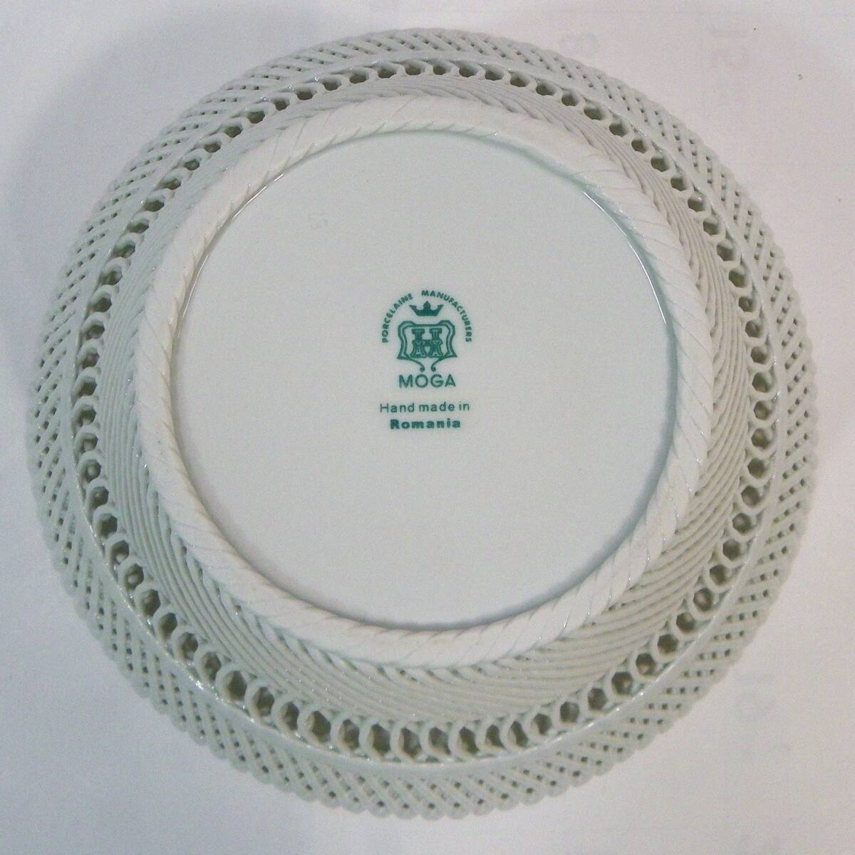 ゆうパック.60サイズ送料記載済み　MOGA ROMANIA モガ・ルーマニア レース編み ハンドクラフト　欠けも無し程度良（赤枠.楽）_画像6