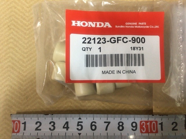 新品送料込ホンダデイオDIO4(デイオ4)(AF62) ツデイ(TODAY)AF61/67 純正ローラー22123-GFC-900 6個セット_画像2