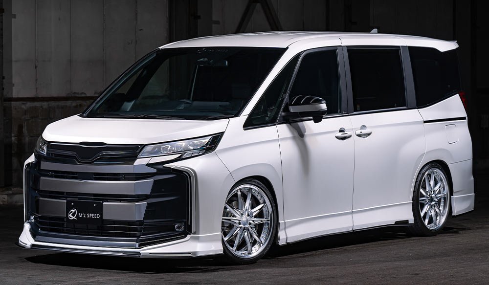 M'z SPEED 4點(diǎn)キット 涂り分け涂裝 (218/BK) AES ノア MZRA90W MZRA95W R4.1～ S-Z/S-G ユニバーサルステップ付車除く