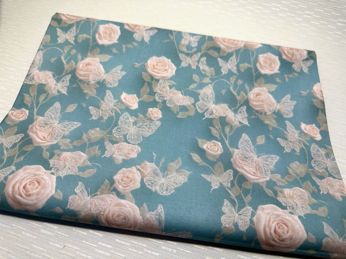 USAシーチング.綿100%生地.幅110cm×50cm.水色地.薔薇.0543・白点印刷ミス少々有_画像1