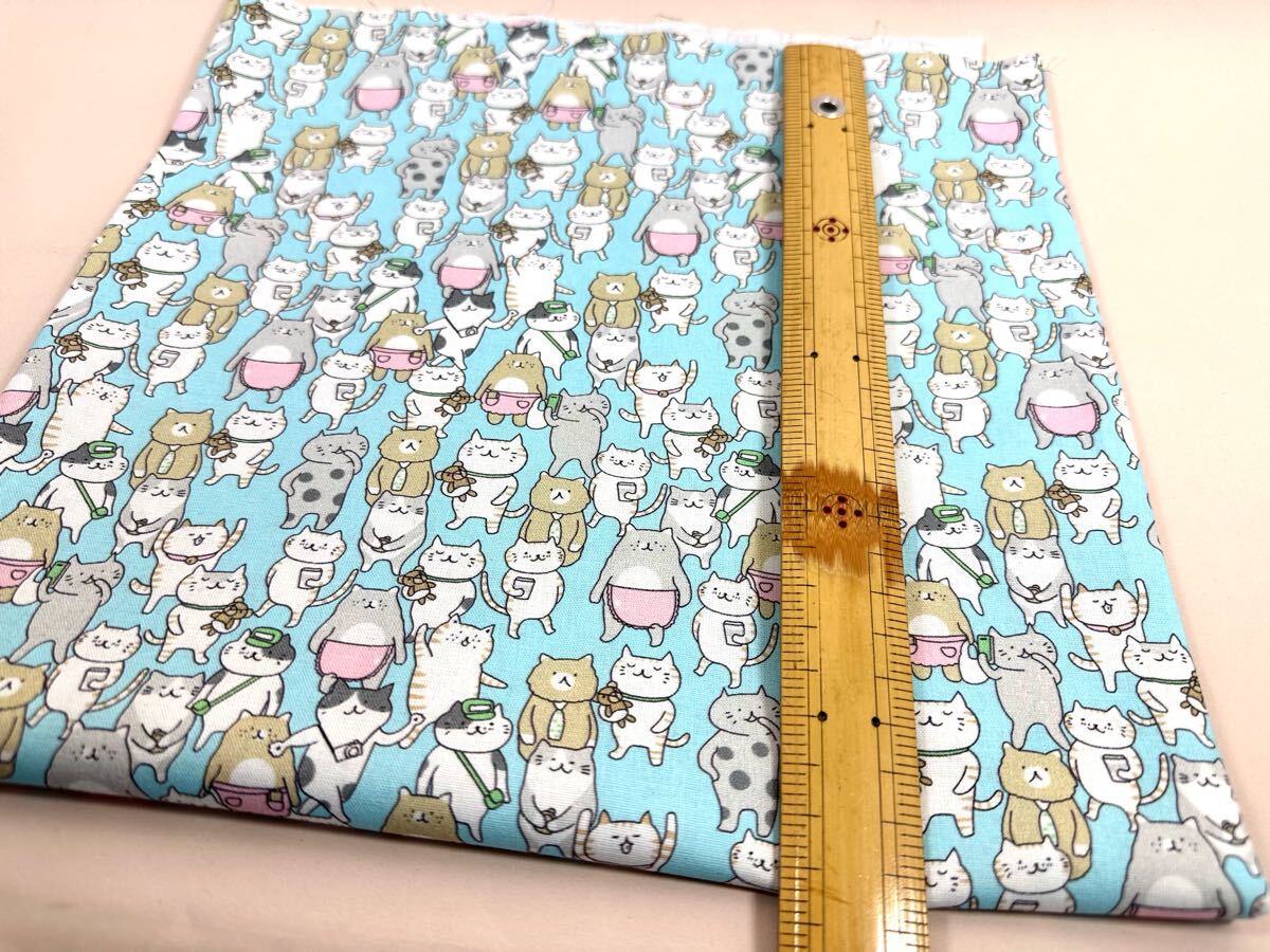 USAシーチング.綿100%生地.幅110cm×50cm.水色地.猫_画像6