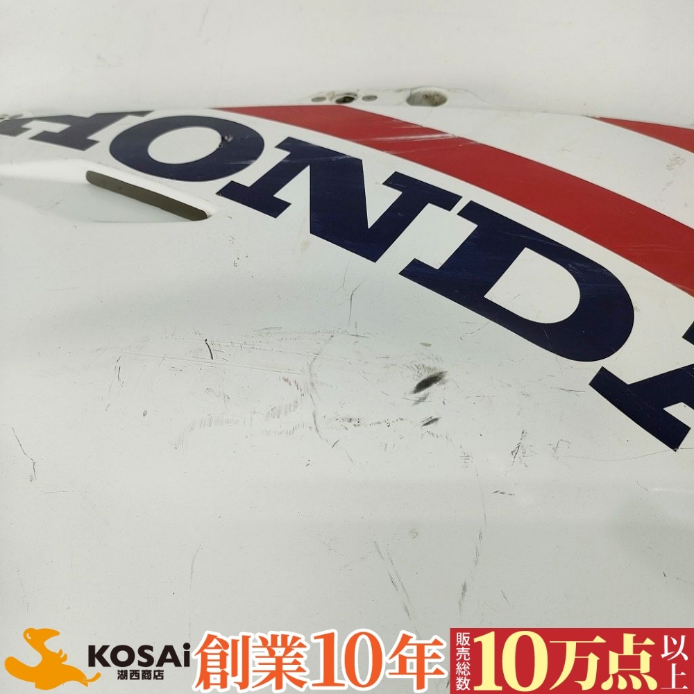 ホンダ NSR250R-SP/MC18 アンダーカウル右 64240-KV3-7710 純正 ガリ傷有 割れ有の画像4