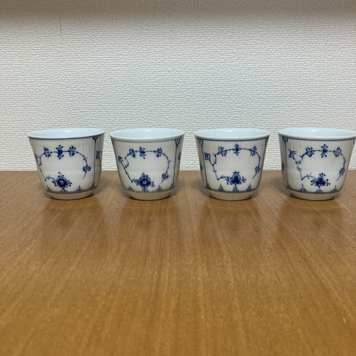 ロイヤルコペンハーゲン　ダブルウォール　カップ　４つ　セット_画像1