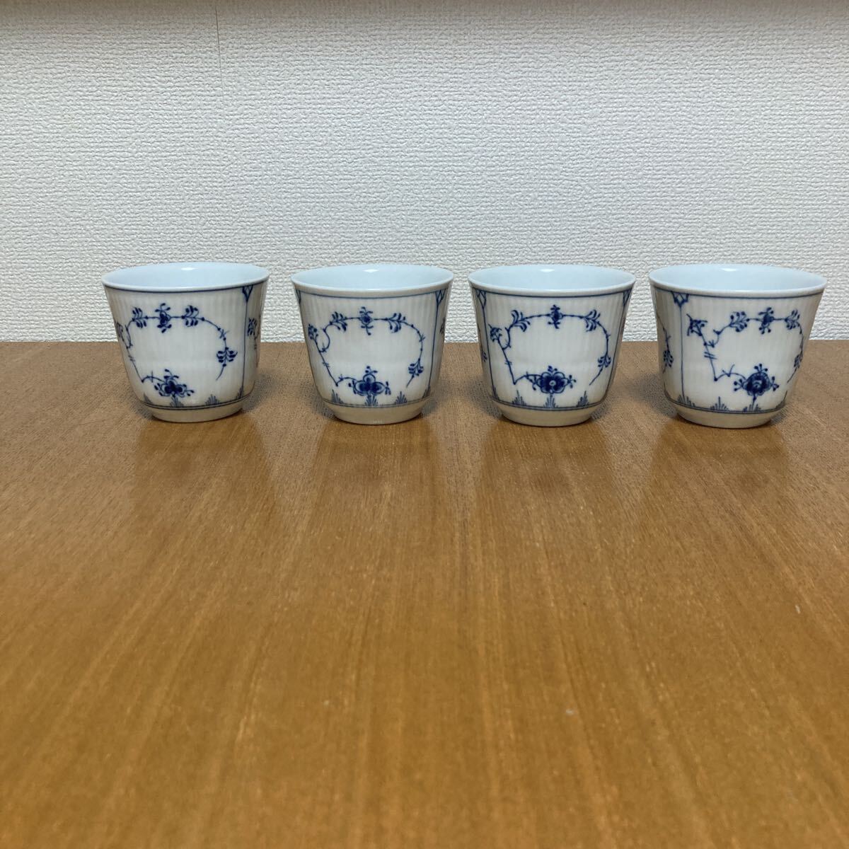 ロイヤルコペンハーゲン　ダブルウォール　カップ　４つ　セット_画像3