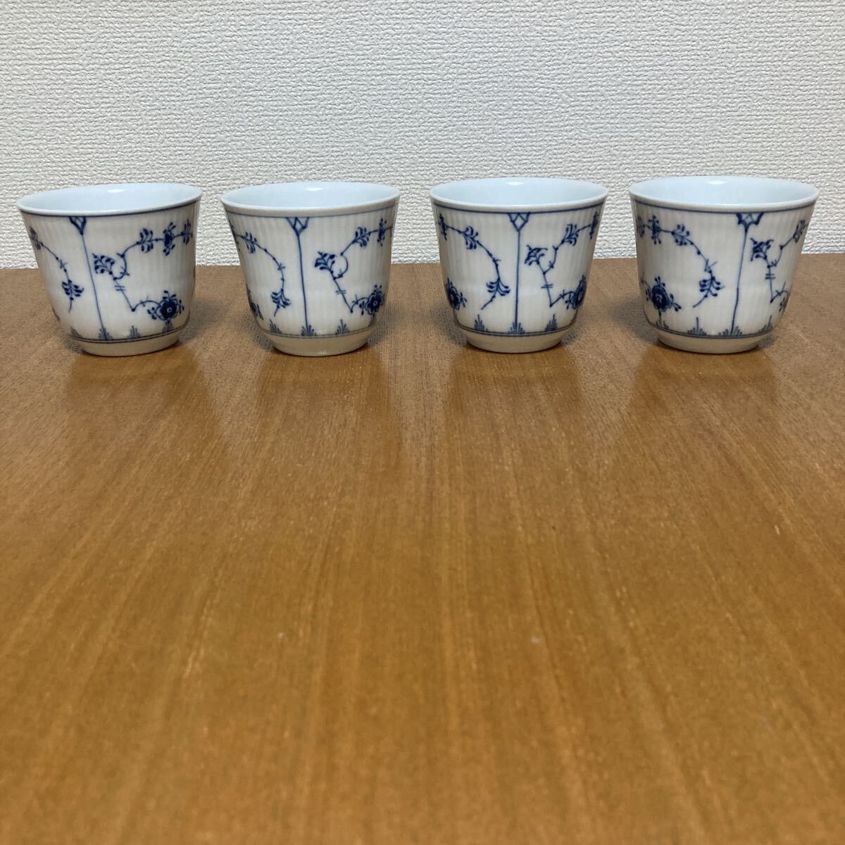 ロイヤルコペンハーゲン　ダブルウォール　カップ　４つ　セット_画像4