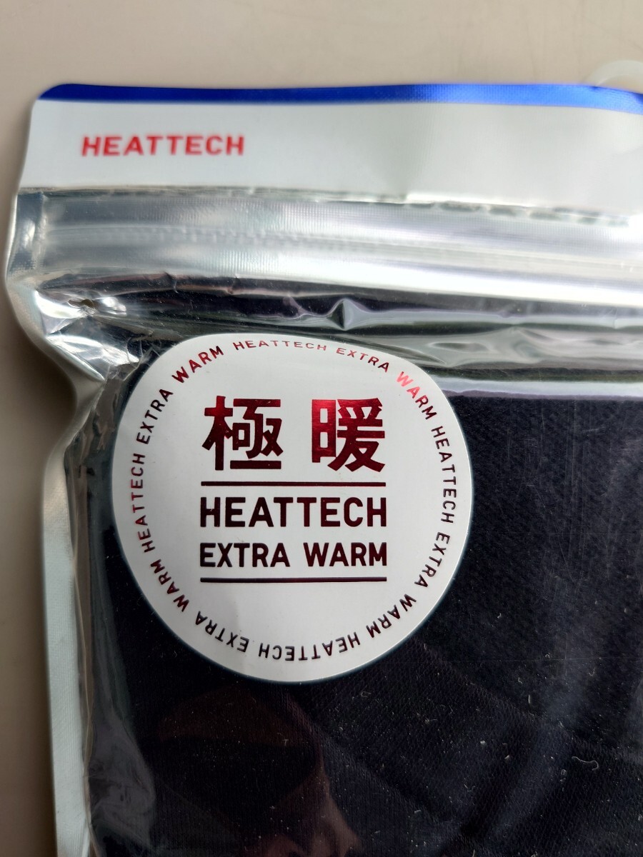 ユニクロ ヒートテック　サイズＬ ブラック UNIQLO 極暖 エクストラウォーム クルーネックT_画像2