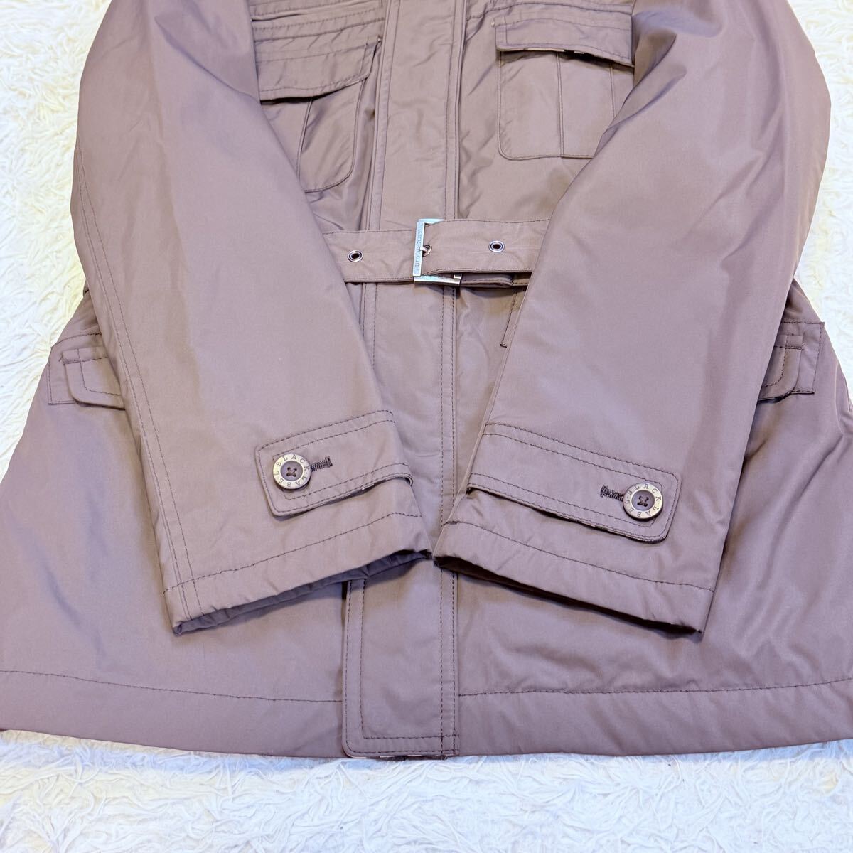 【美品】BURBERRY BLACK LABEL バーバリーブラックレーベル ダウンコート ベルト ファー ノバチェック メンズ キルティング M ブラウン_画像6