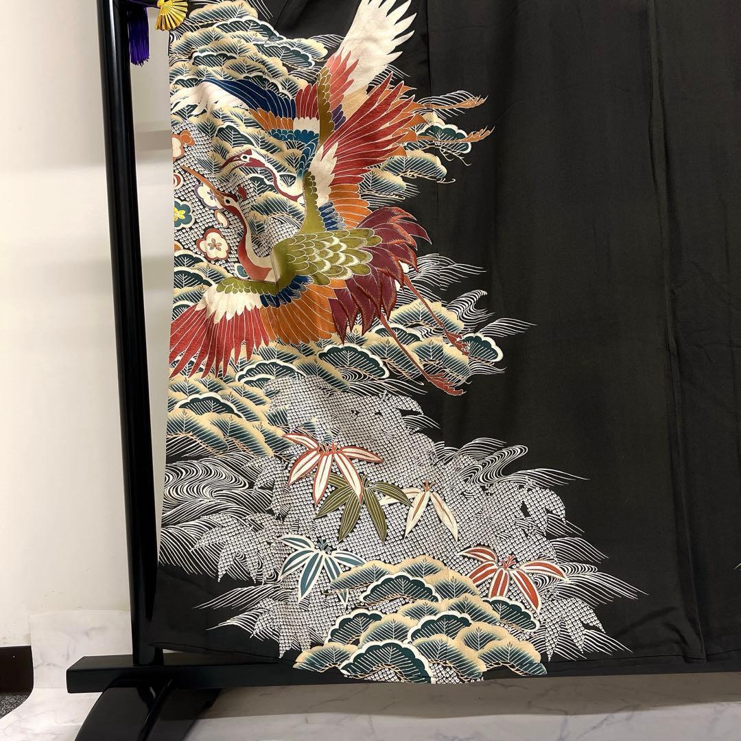 黒留袖　アンティーク　五つ紋　相良刺繍　刺繍　鶴　松竹梅　着物　104tz_画像4