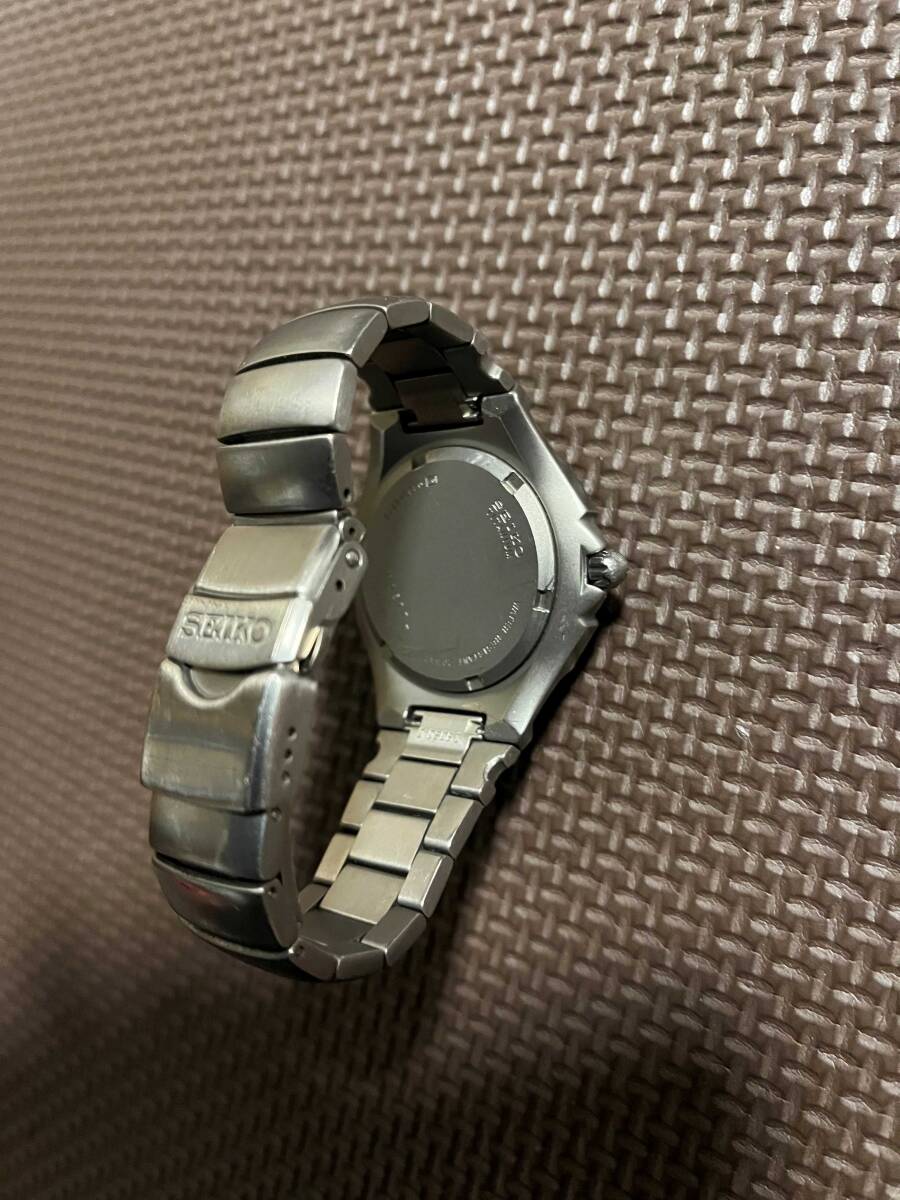 SEIKO/セイコー 5J22-0B80 チタン キネティック (電池交換必要)_画像2