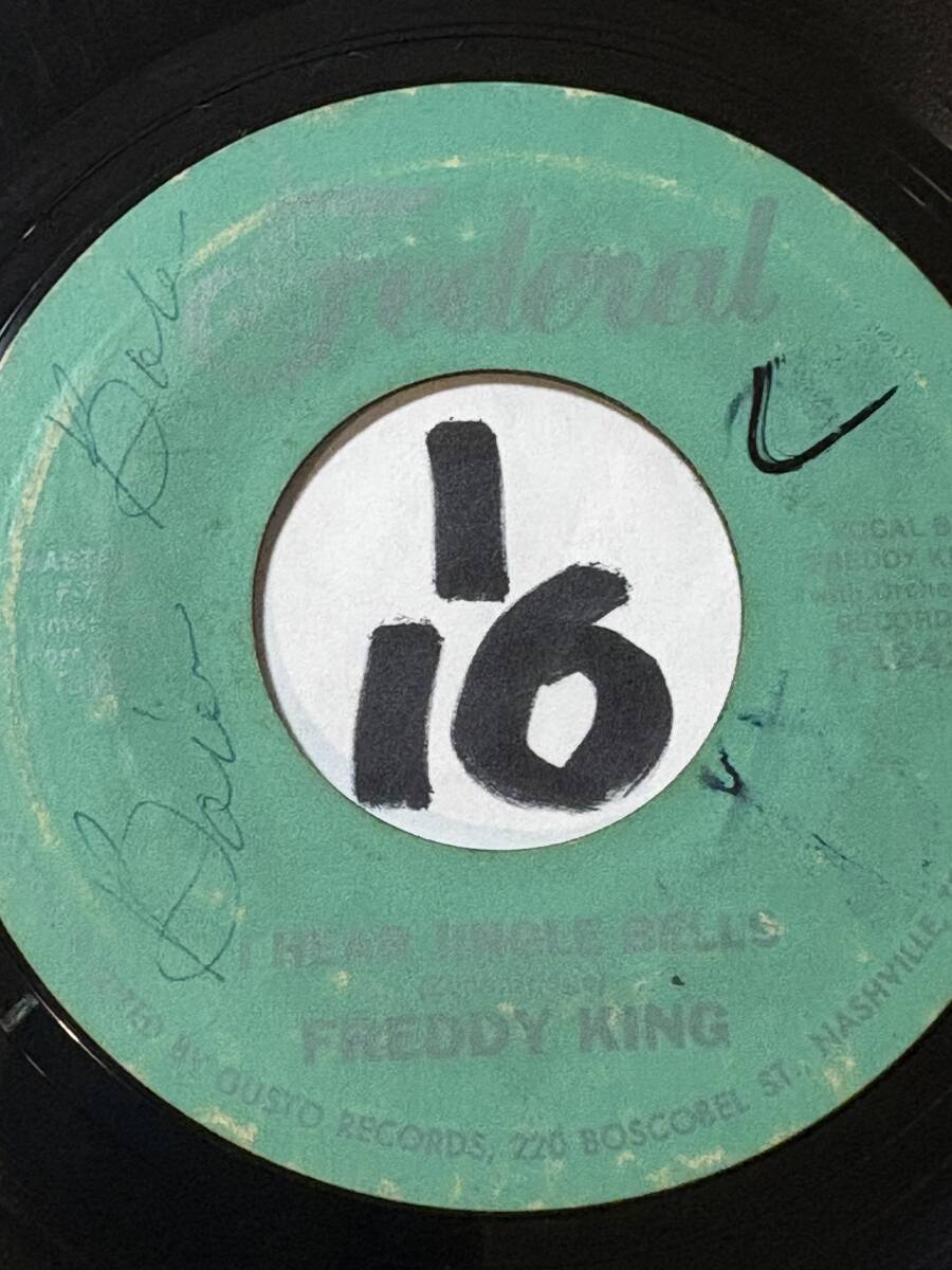 試聴 FREDDY KING I HEAR JINGLE BELLS / CHRISTMAS TEARS 両面EX 1961 _画像2