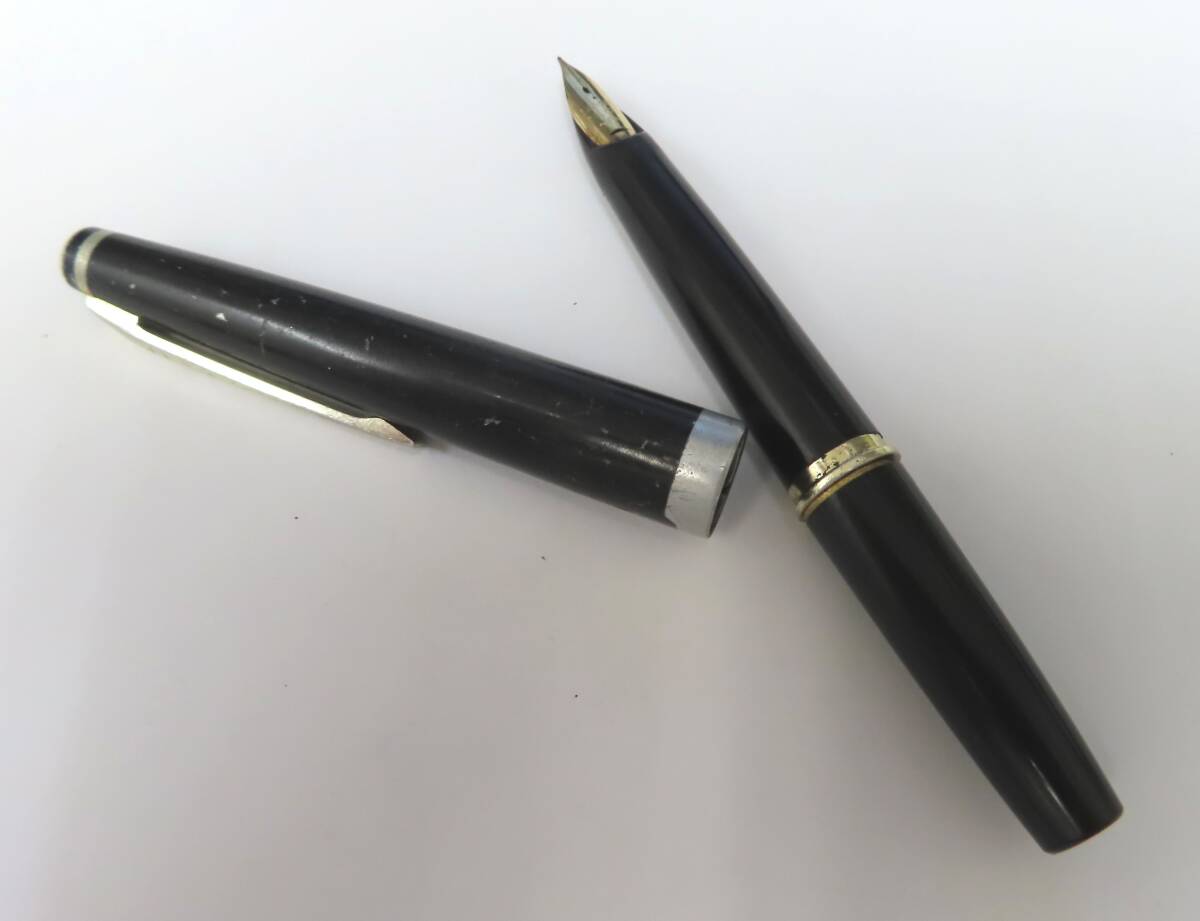 #90605 パイロット　万年筆　エリート　ペン先　金　K14 585 ブラック ゴールド 筆記用具　文房具　PILOT elite_画像1