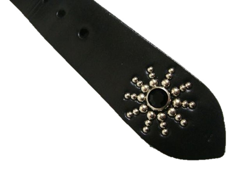 栃木レザー エンドオンリースタッズベルト 黒(ブラックスポッツ)一枚革 _画像6