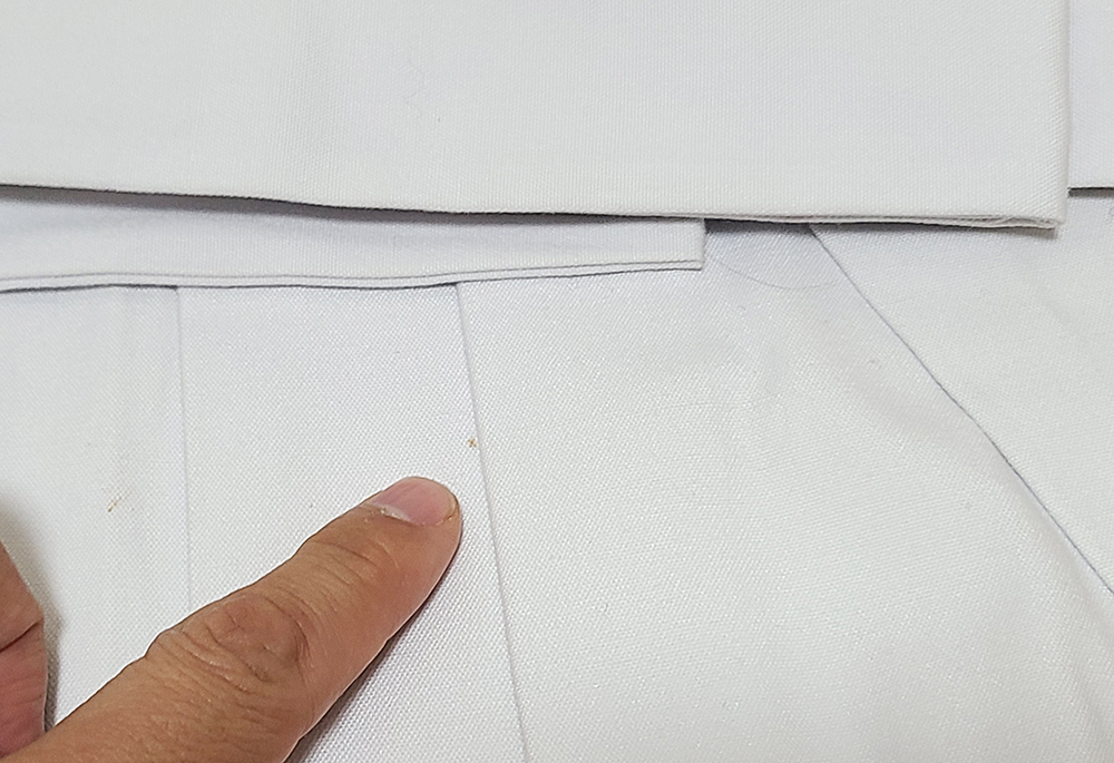 (22) белый hakama одноцветный hakama белый цвет .. храм . буддизм предметы для домашнего буддийского алтаря закон ... оборудование пачка