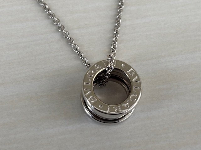 ●ブルガリ BVLGARI ビーゼロワン ペンダント ネックレス K18 12.2g レディース　ＢーＺＥＲＯ１　７５０_画像1