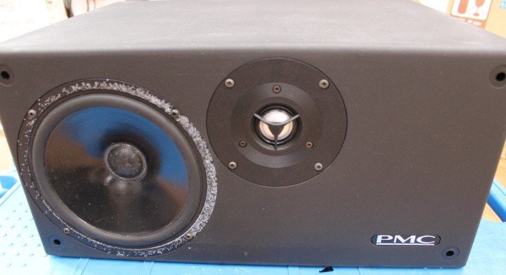 ○PMC TB1 センタースピーカー ジャンク扱い現状渡し 【動作未確認・未チェック現状渡し】_画像2