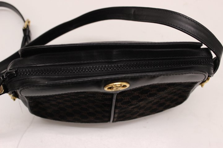 ○CELINE/セリーヌ マカダム スエード ショルダーバッグ ブラック【本物保証出品】ヴィンテージ_画像10