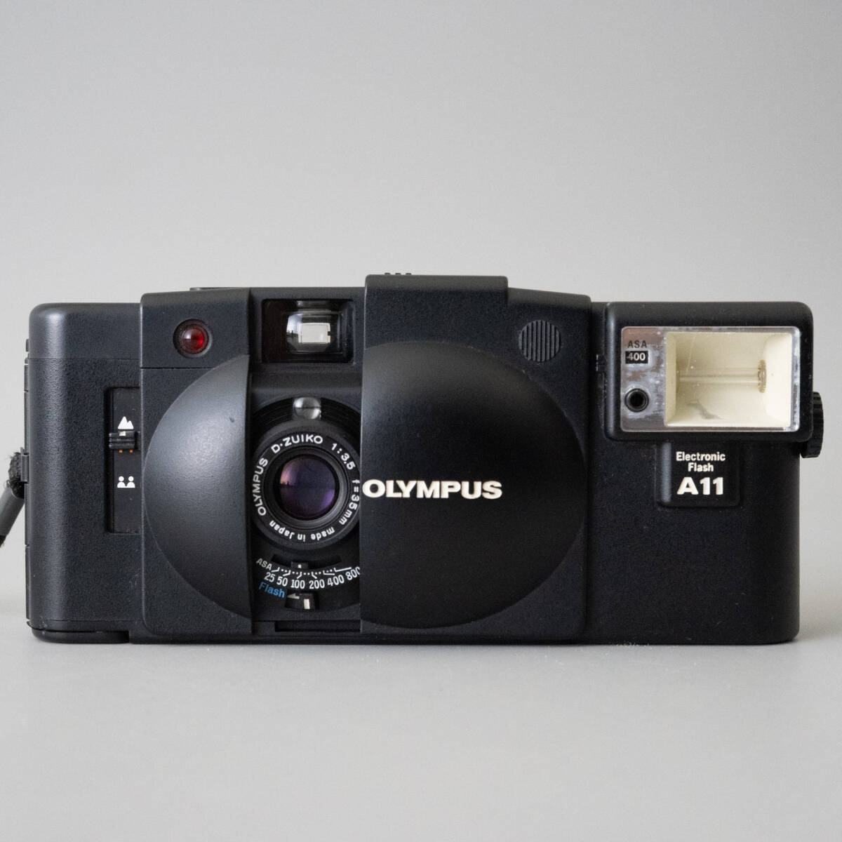 OLYMPUS オリンパス XA2 ストロボ A11 コンパクトカメラ フィルムカメラ _画像1