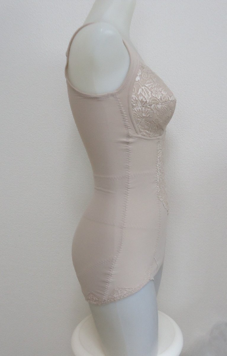 D75L・ベージュ あったか 微起毛 ボディスーツ 補正下着 広幅ストラップ パワーネット 定価:3,990円 新品_画像4