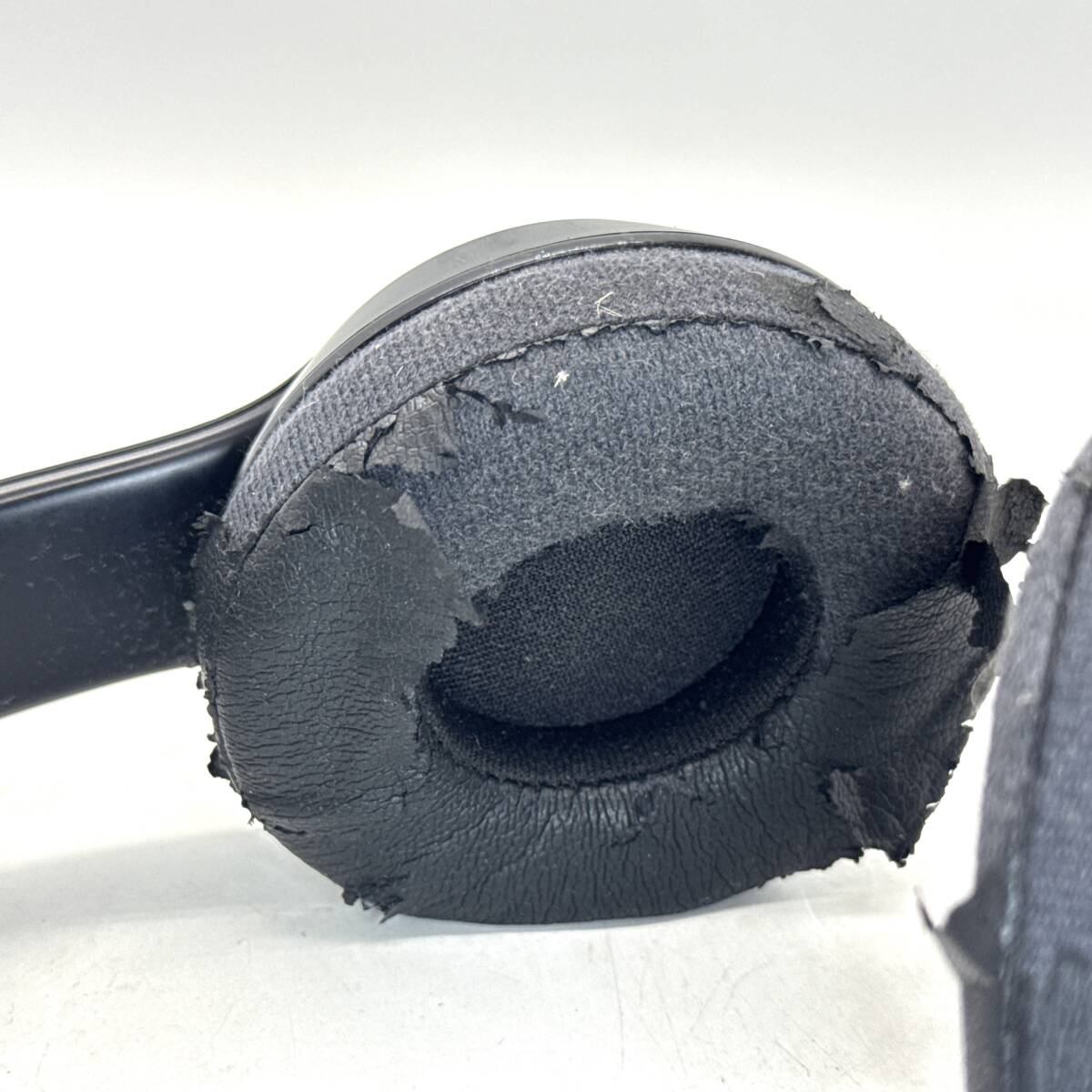 【beats】 ビーツ solo3 ワイヤレスヘッドホン ジャンク品の画像4