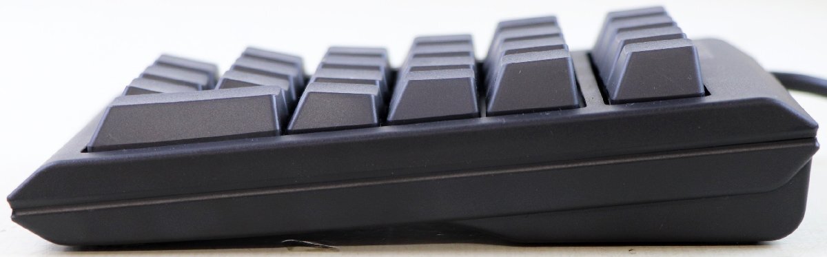 S♪中古品♪キーボード テンキー 『RT1 REALFORCE ブラック / T1UX11』 Topre/東プレ Win/Mac 有線 USB2.0 静電容量無接点方式 少ストレス_画像7