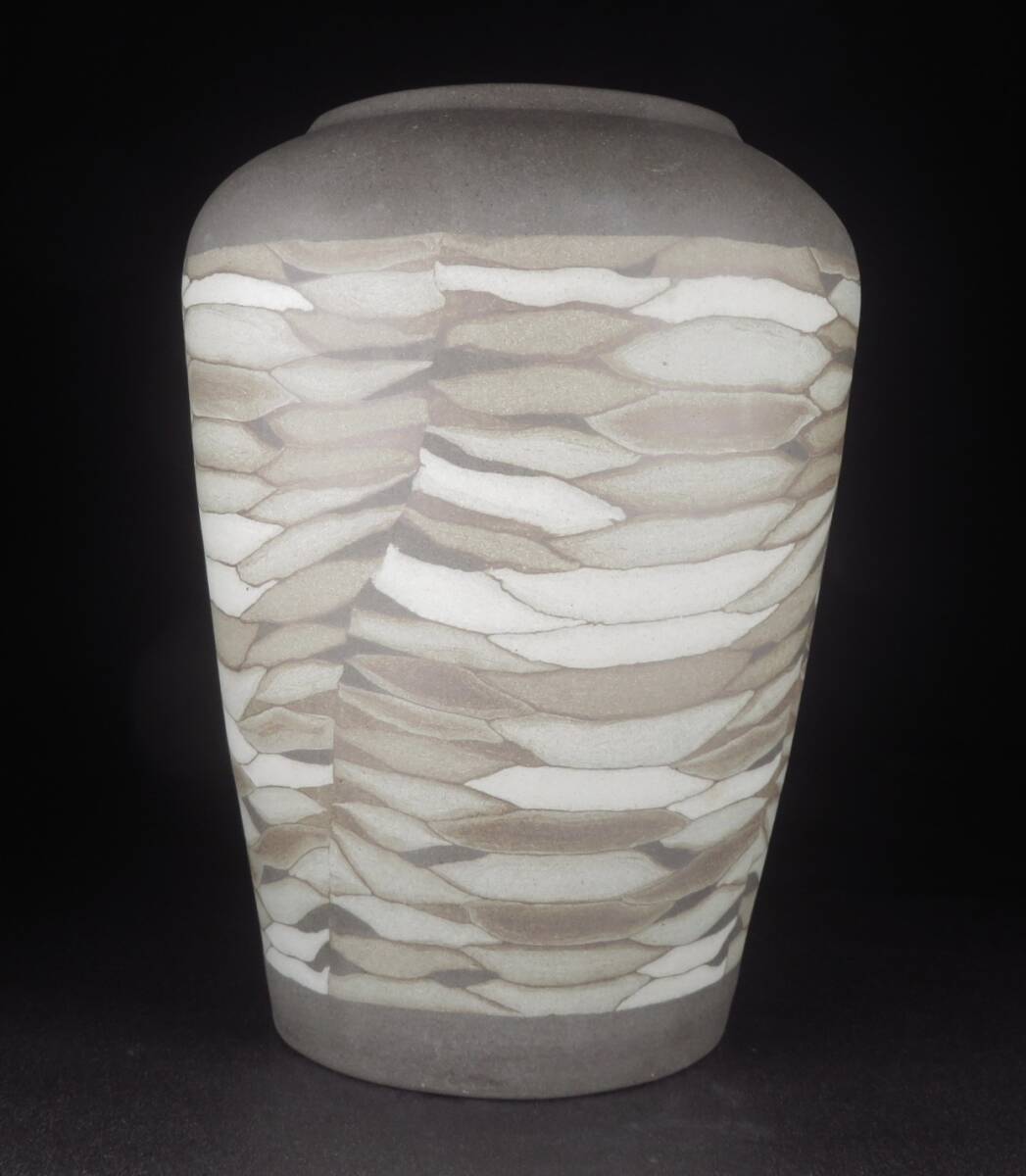 【SAKURAYA】高さ35.5cmの秀逸作品【練上壷/人間国宝 松井康成】壺 花瓶 花器 花入 作家 在銘 共箱 希少品 骨董品 古美術品 大型作品_画像2