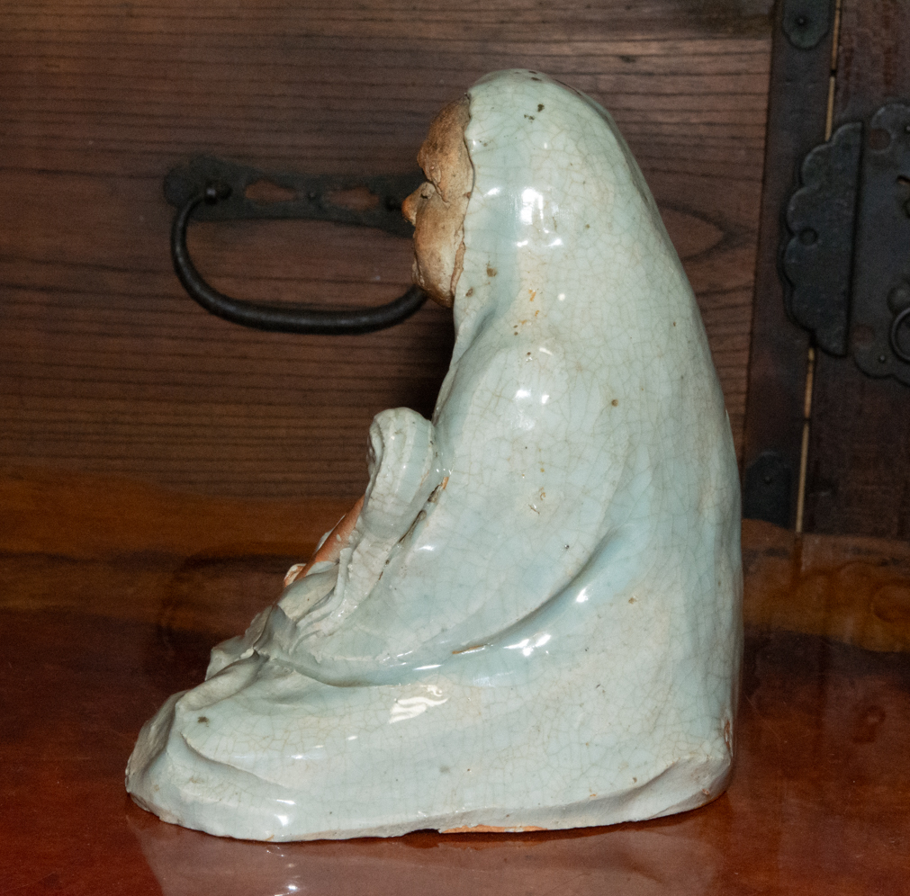 時代 青磁 達磨大師 坐像 在銘 置物 古玩 煎茶道具 仏像 古青磁 古陶磁器 仏教美術_画像8