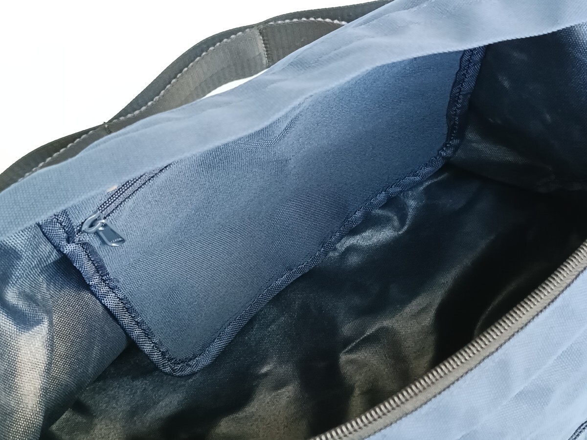 ショルダーバッグ 肩パッド入り ネイビー 紺 _画像9