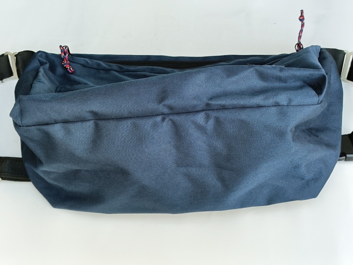 ショルダーバッグ 肩パッド入り ネイビー 紺 _画像10