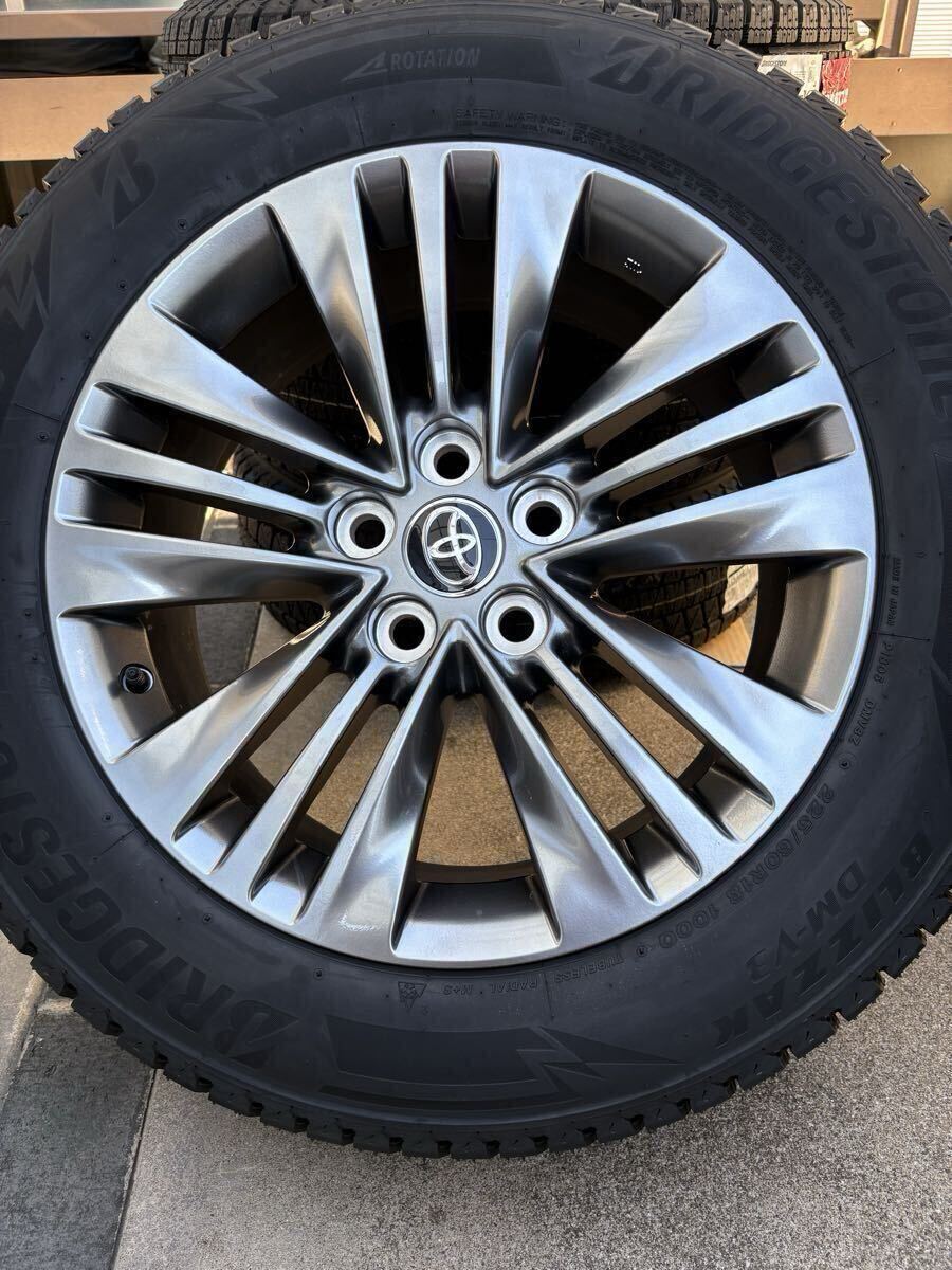 40系アルファード ヴェルファイア 純正ホイール スタッドレスタイヤ4本セット BRIDGESTONE ブリザック dm-v3 225/60r18 _画像2