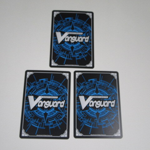 【即決】ヴァンガード　ドラグリッター カウスコーザ　 RRR３枚セット_画像2