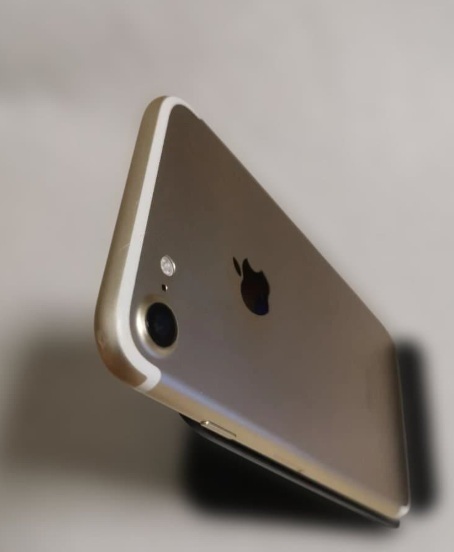 ★超美品SIMフリー★iPhone 7 128GB ゴールド★_画像7