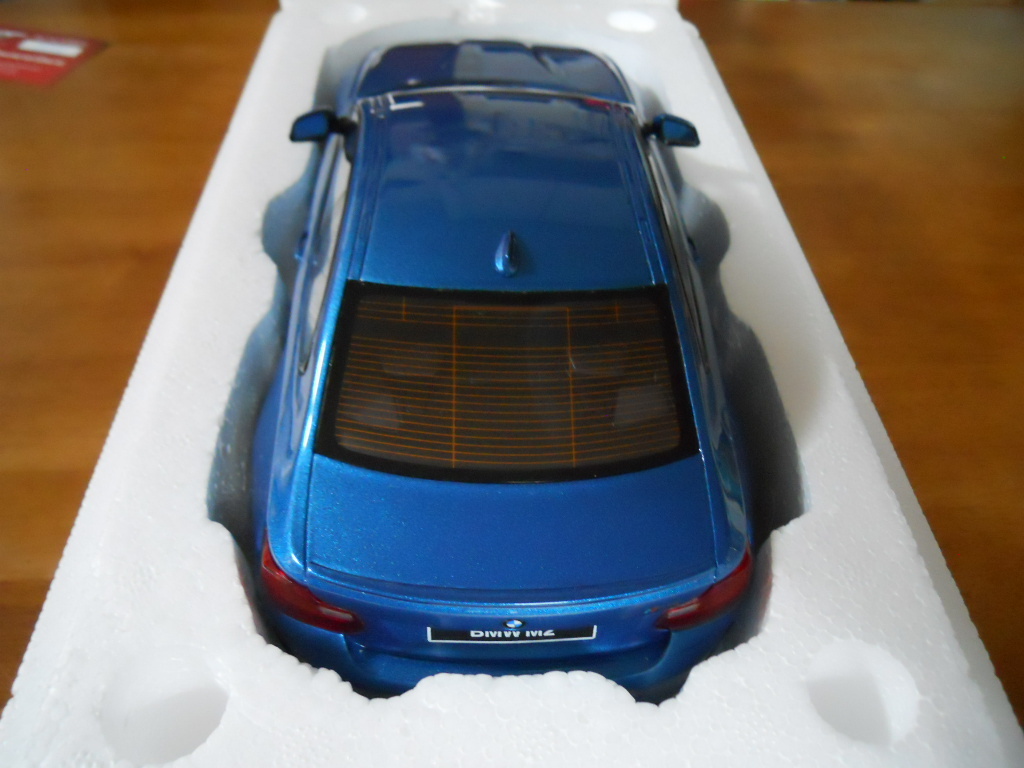 GT スピリット　　1/18 BMW M2 _画像3