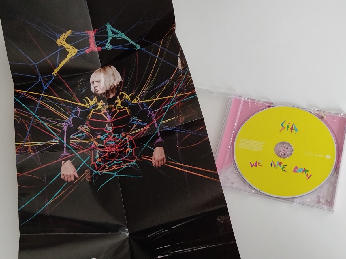 【美品MEXICO盤/ボートラ追加】SIA / WE ARE BORN CD SONY/JIVE シーア 2010年5th,オルタナポップ,You've Changed,Clap Your Hands,_画像3