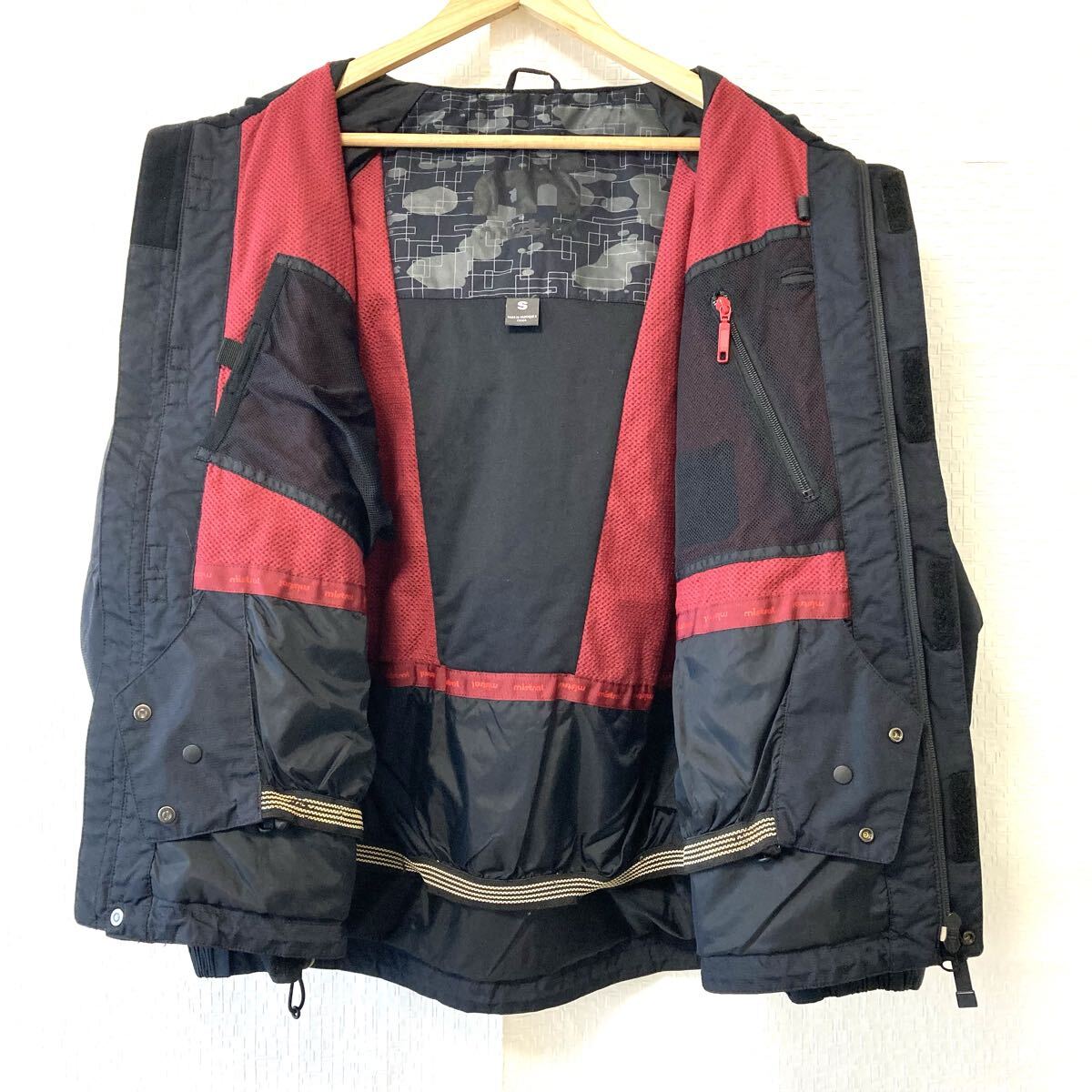 これからのウィンターシーズンに！【mistral】ミストラル ナイロン100% スノーウェア スキージャケット スノボ スノーボード 黒 S/Y37080UU_画像4